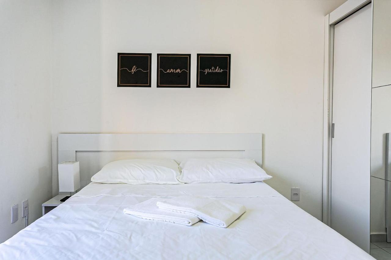 Apartamento Apto Amplo E Moderno No Santinho Ver102 *